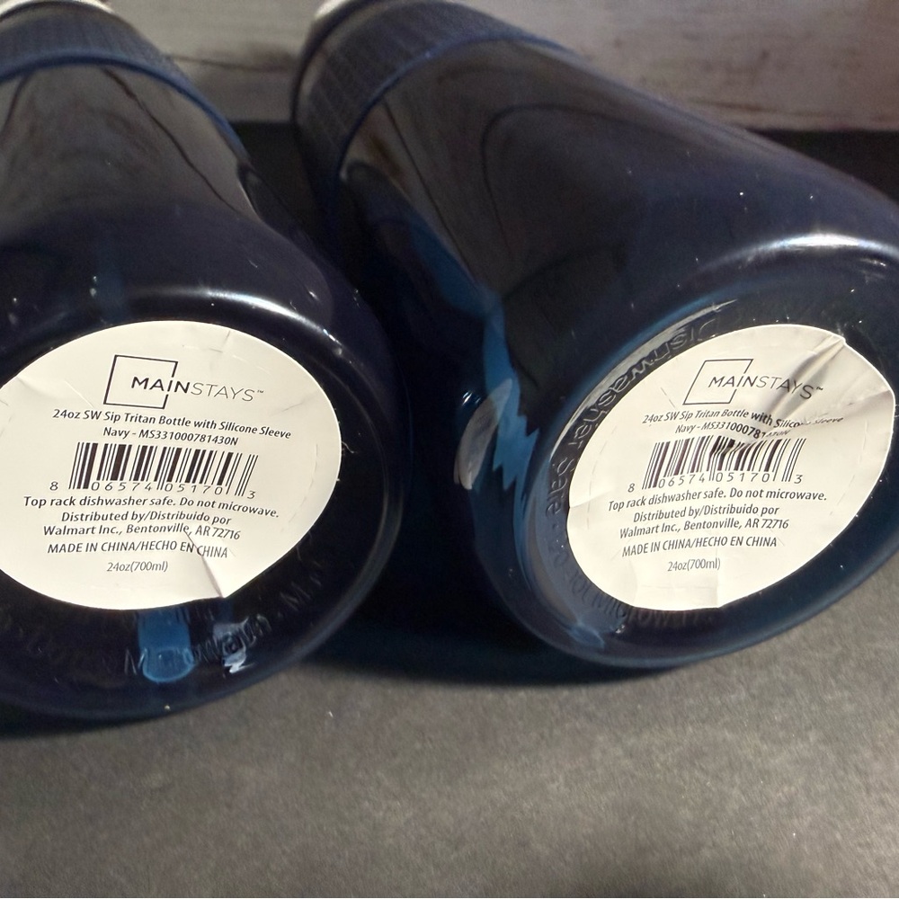 Mainstays Blue Water Bottles with Flip Lids Sip Top 2 Pack - Picture 6 of 8
